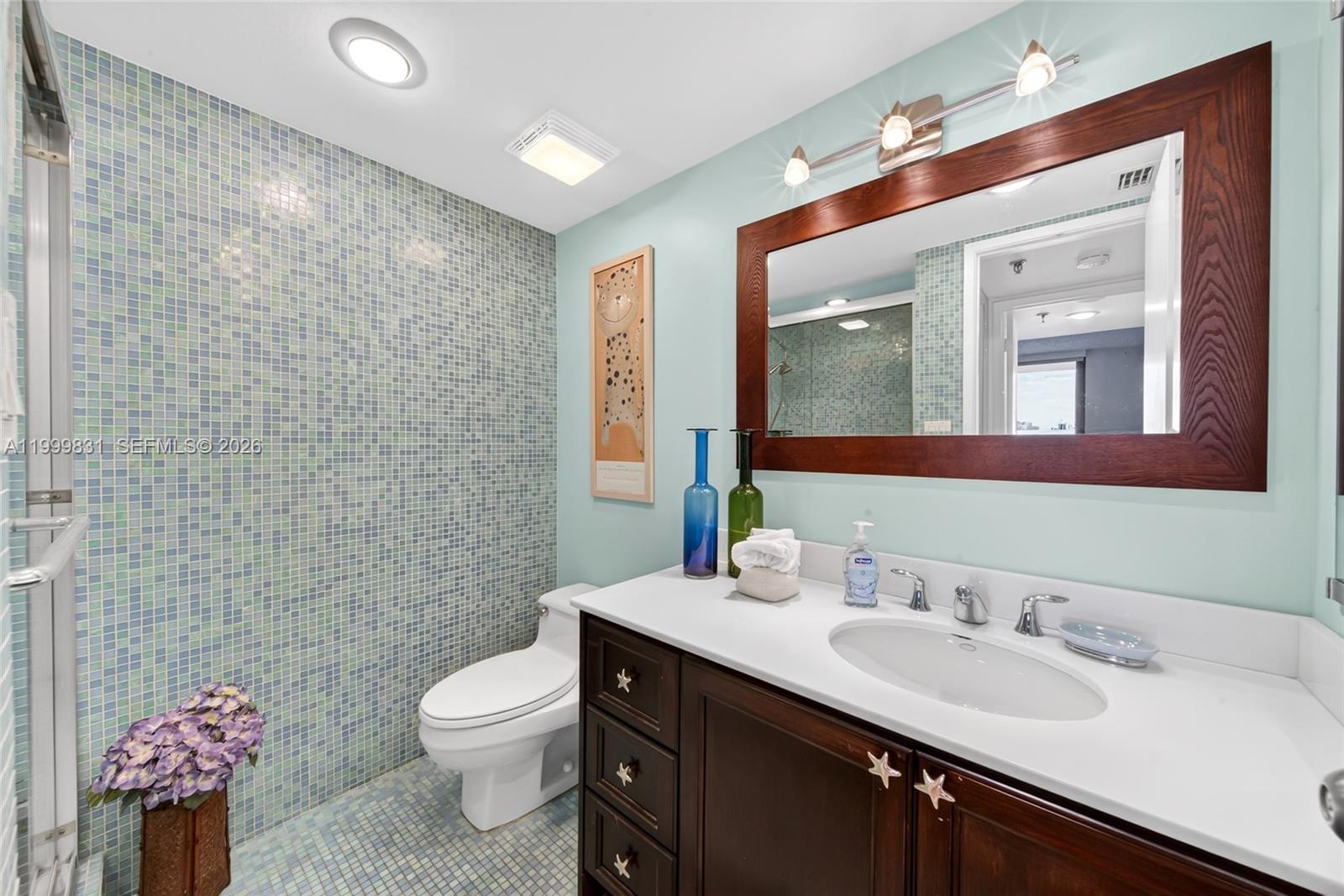 NINE ISLAND AVENUE CONDO - Residential