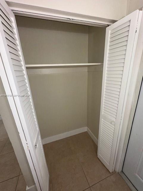 VILLAGE AT DADELAND CONDO - Residential Lease