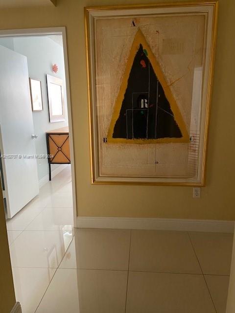 THE YACHT CLUB AT AVENTUR - Residential Lease