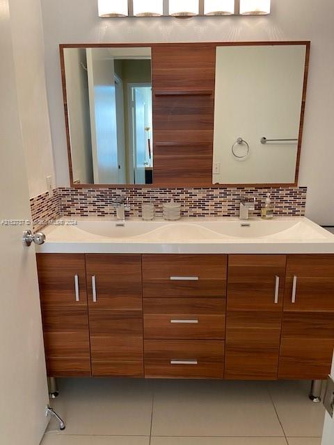 THE YACHT CLUB AT AVENTUR - Residential Lease