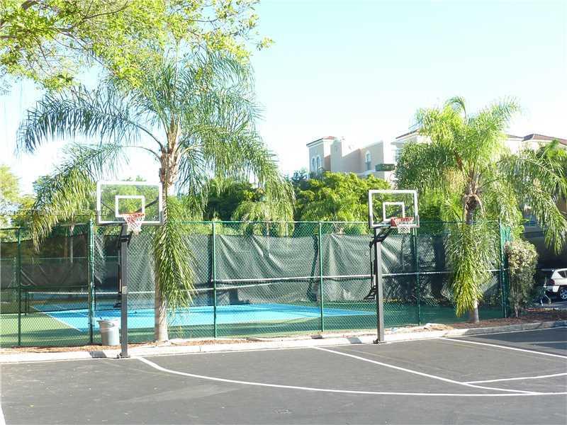 THE YACHT CLUB AT AVENTUR - Residential Lease