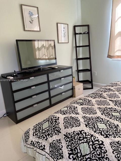 THE YACHT CLUB AT AVENTUR - Residential Lease