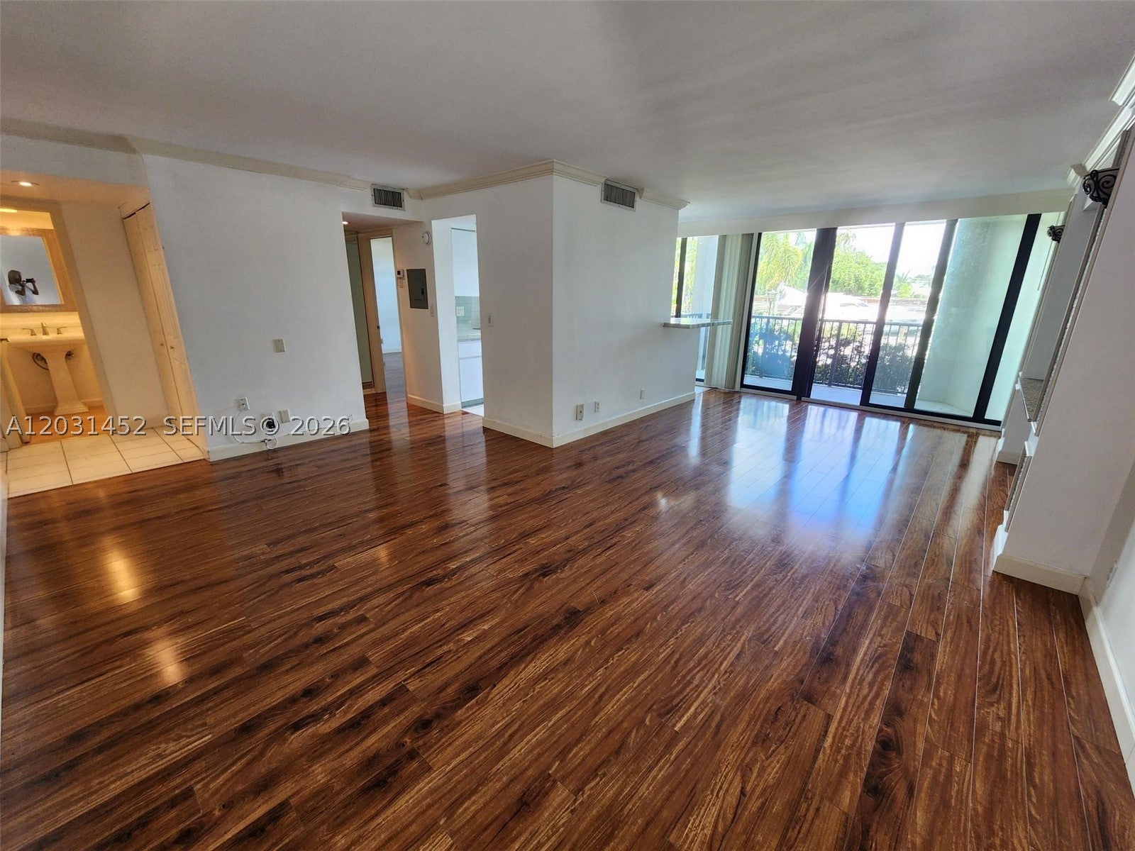 1301 River Reach Dr 106