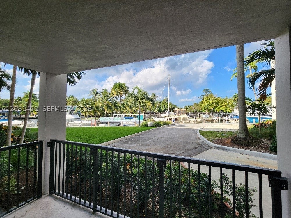 1301 River Reach Dr 106, Fort Lauderdale FL 33315