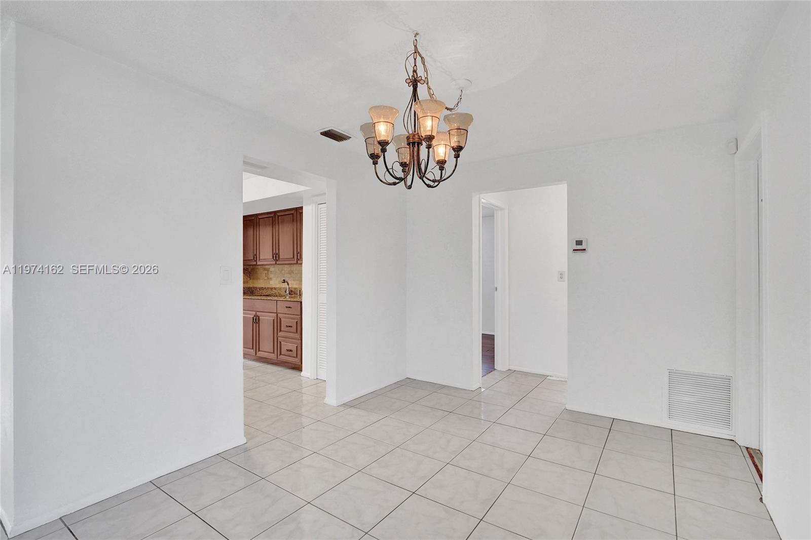 SUNRISE GOLF VILLAGE FIRS - Residential