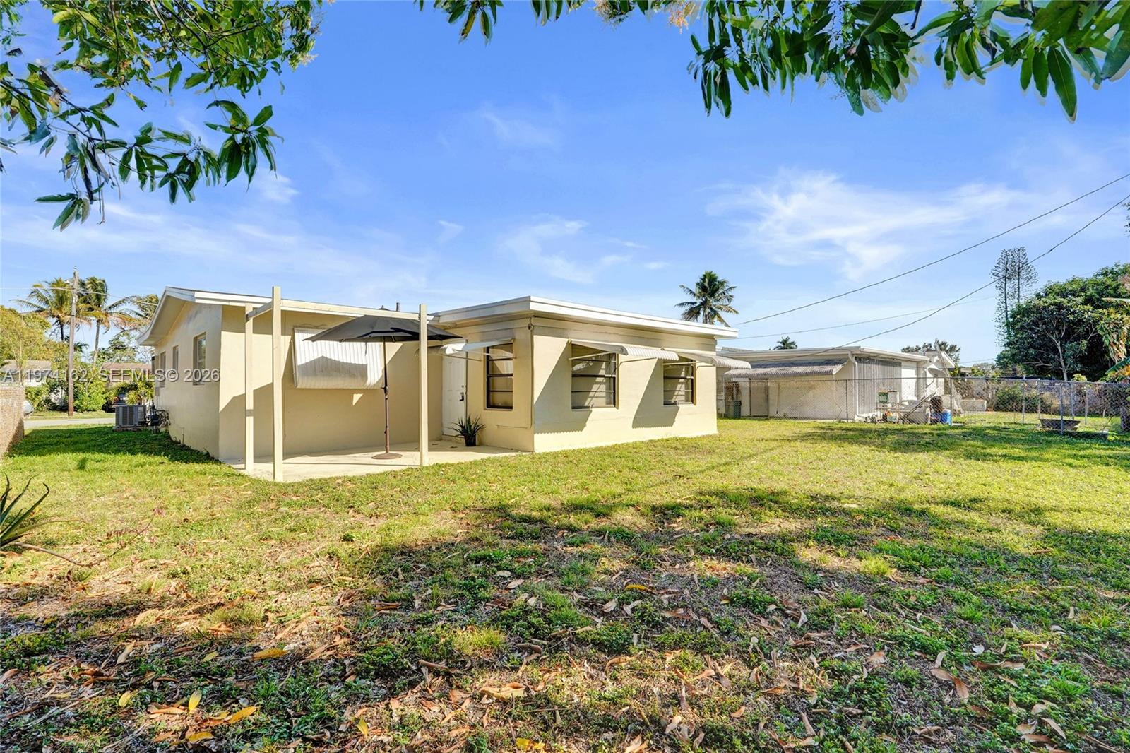 SUNRISE GOLF VILLAGE FIRS - Residential