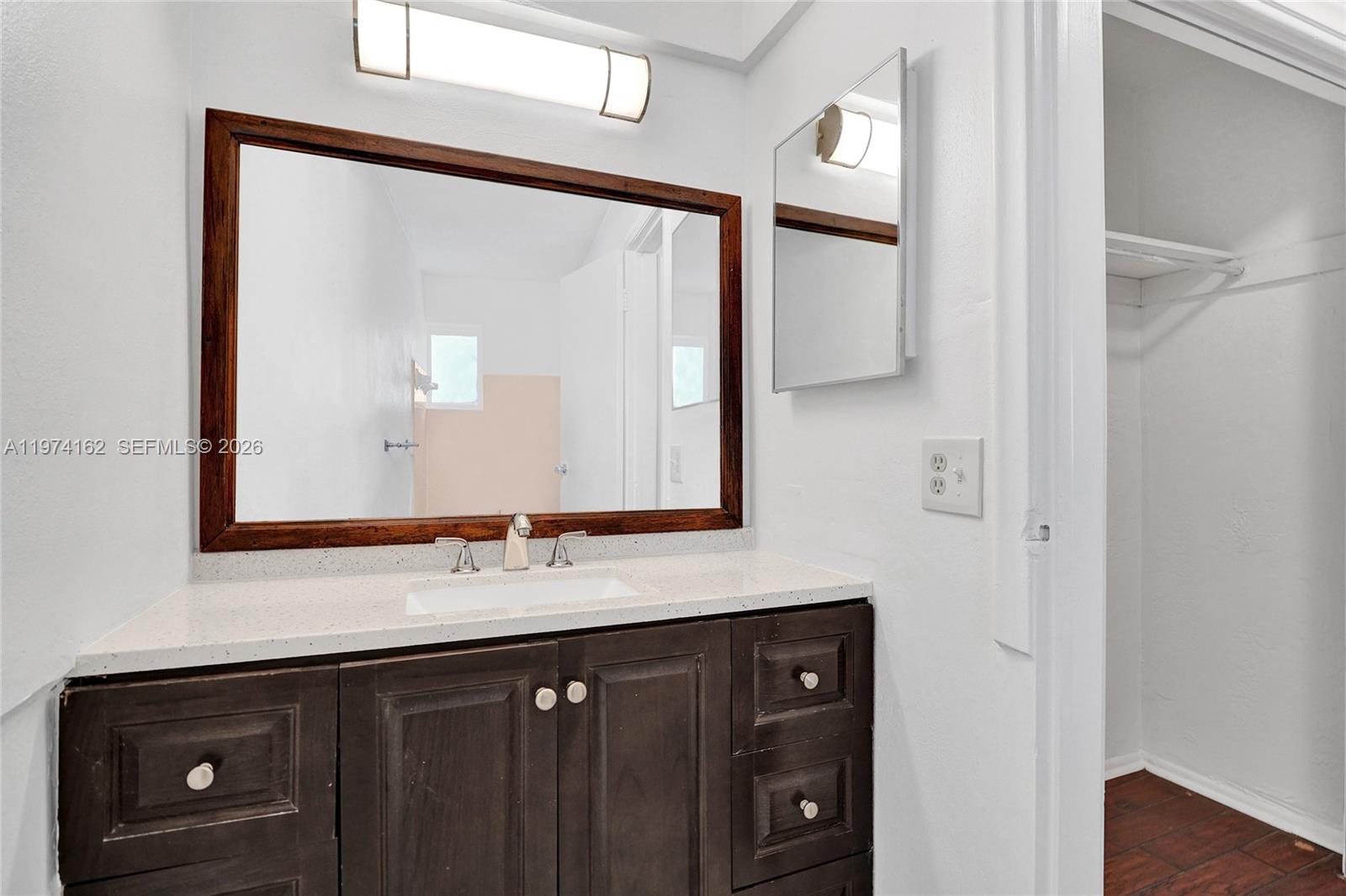 SUNRISE GOLF VILLAGE FIRS - Residential