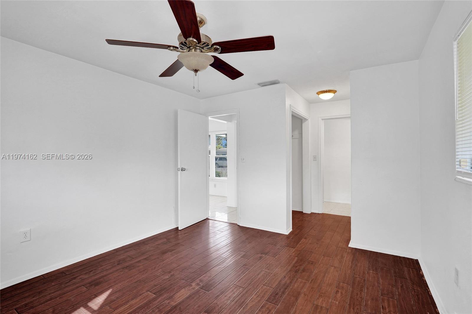 SUNRISE GOLF VILLAGE FIRS - Residential