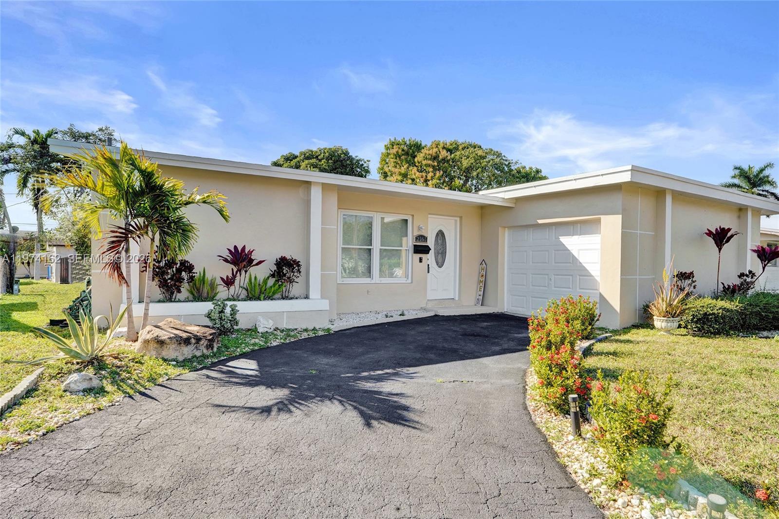 SUNRISE GOLF VILLAGE FIRS - Residential