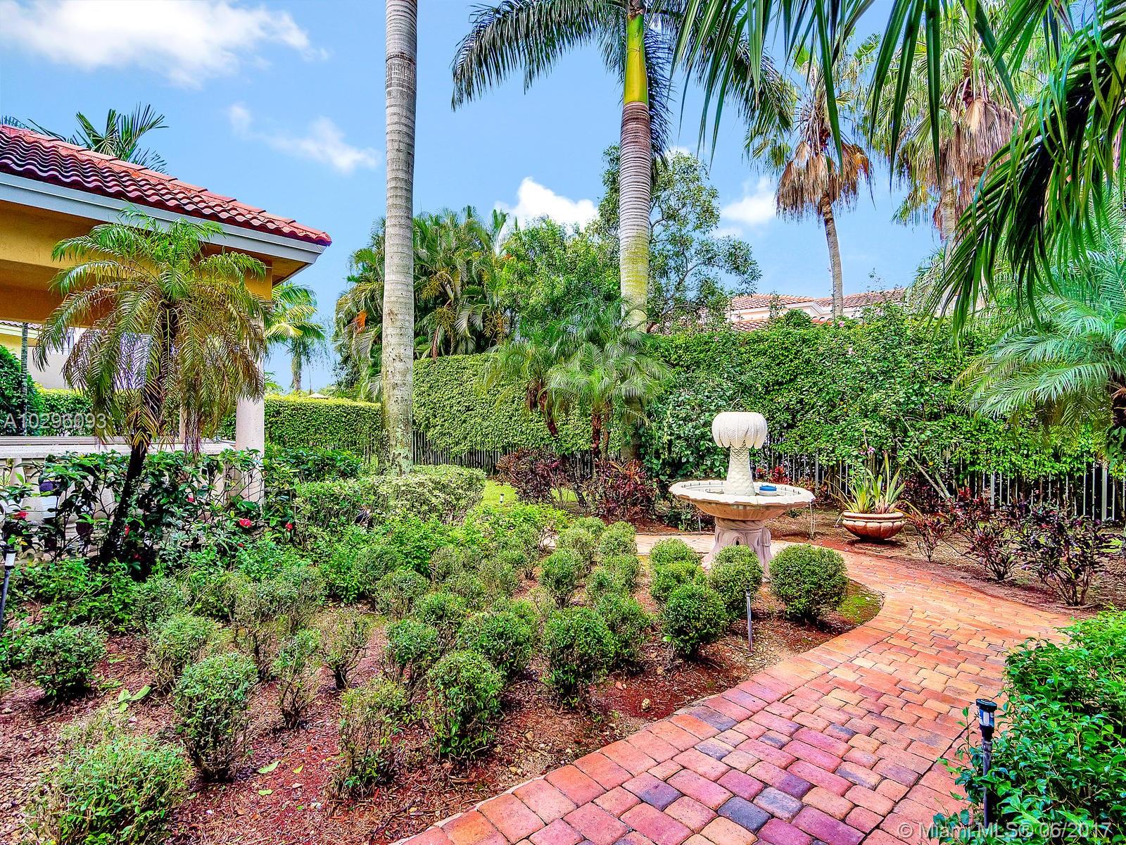 GRAND PALMS-THE ENCLAVE - Residential Lease