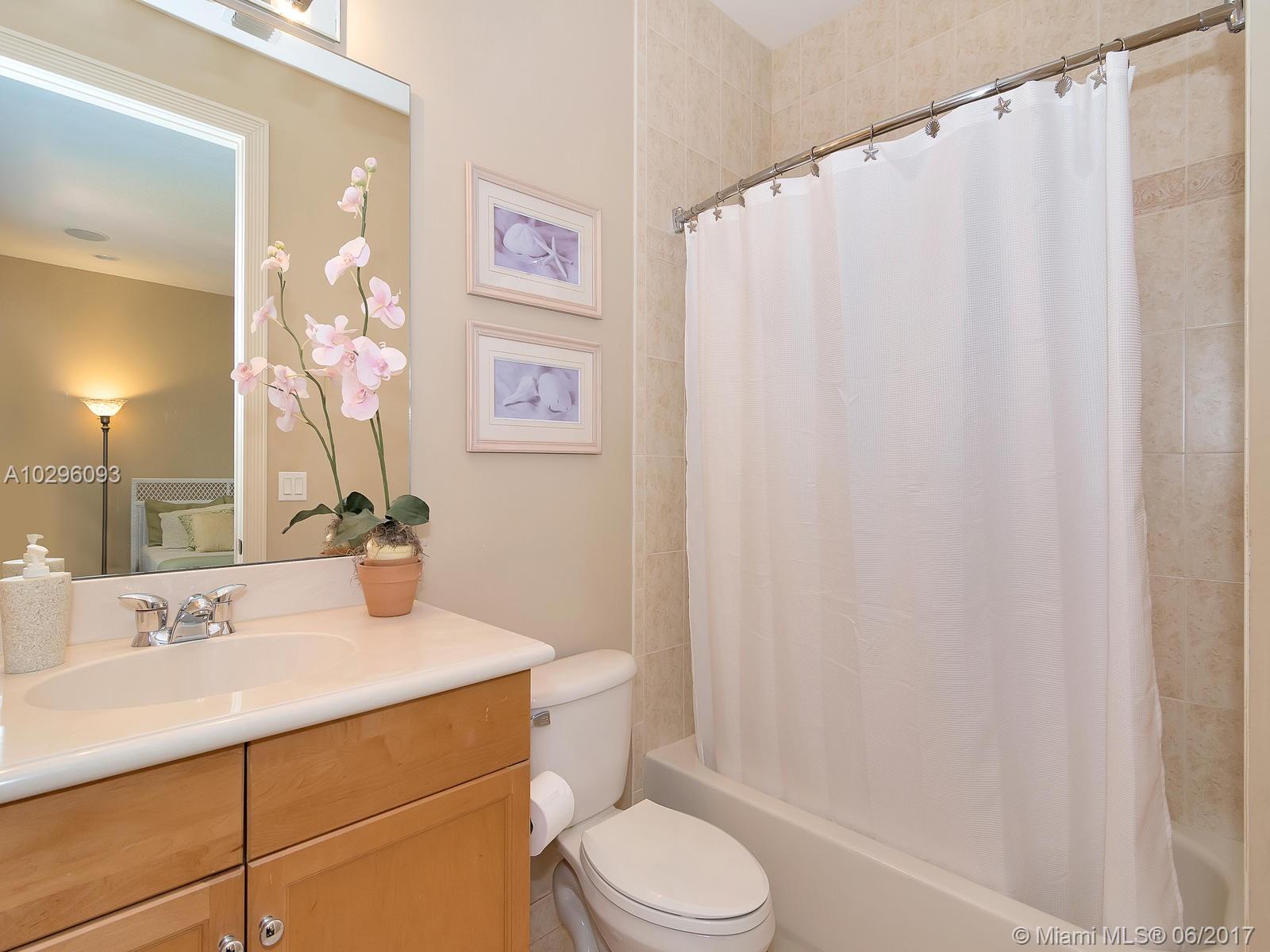 GRAND PALMS-THE ENCLAVE - Residential Lease