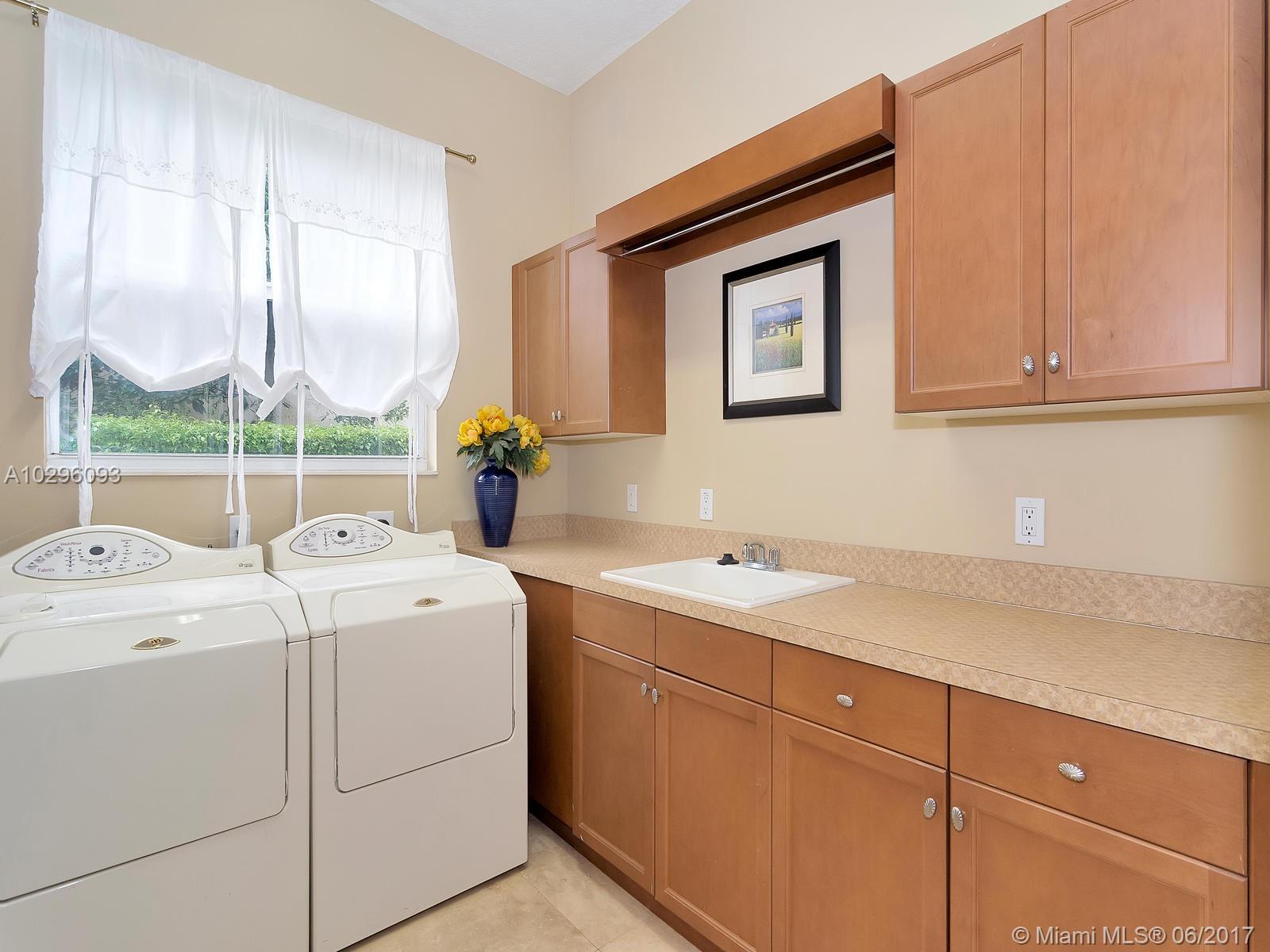 GRAND PALMS-THE ENCLAVE - Residential Lease