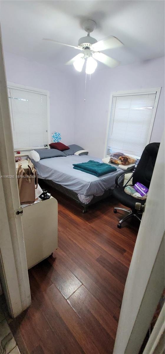 EUGENIA GROVES PARK - Residential