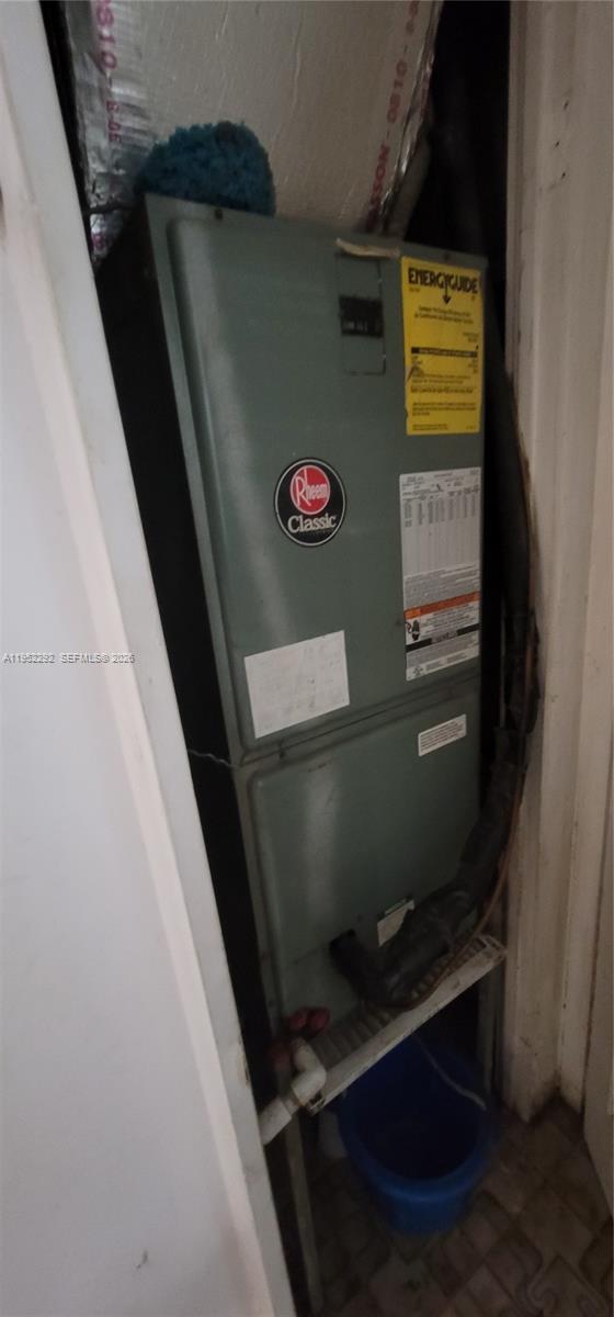 EUGENIA GROVES PARK - Residential