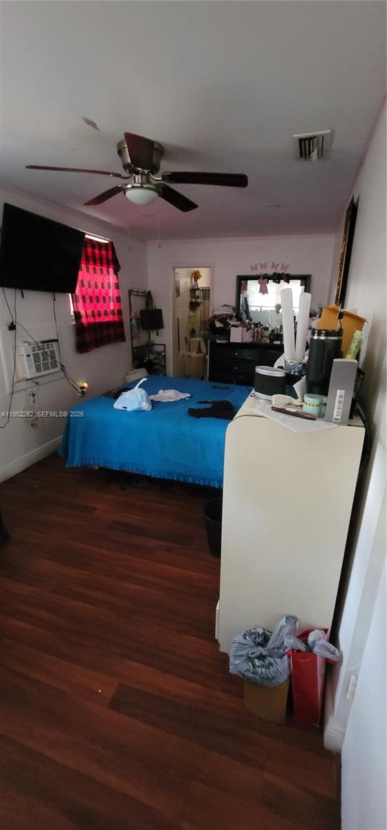 EUGENIA GROVES PARK - Residential