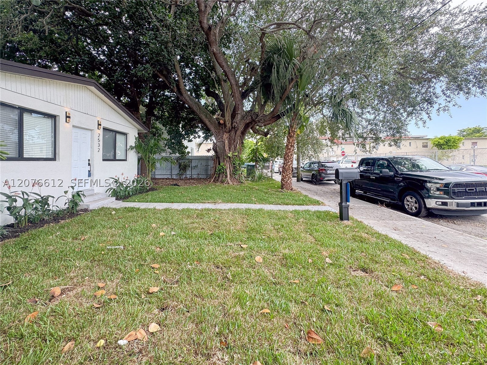 2534 NW 51st Ter, Miami FL 33142