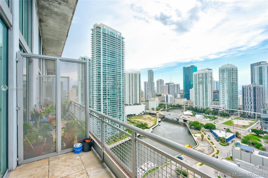Priced to SELL!! Bright & spacious 2 story 2/2.5 New York style loft with beautiful 20ft original concrete ceilings located in the heart of Brickell, Miami's Financial District.  Walking distance from Brickell City Center, trendy restaurants, grocery shoppings and bars.  Master bedroom with private balcony overlooking the pool and beautiful skyline.  Second balcony overlooking the river, Brickell City Center and facing all the breathtaking magic happening during the night with Miami's beautiful skylines and lights.  2 Parkings spots:  one parking assigned, plus one paid valet.  Building accounts with so many amenities, such as as sauna, gym, spa, pool, jacuzzi, basketball court, racketball court, boxing cage, yoga room, among others.  Best layout and price in the building!