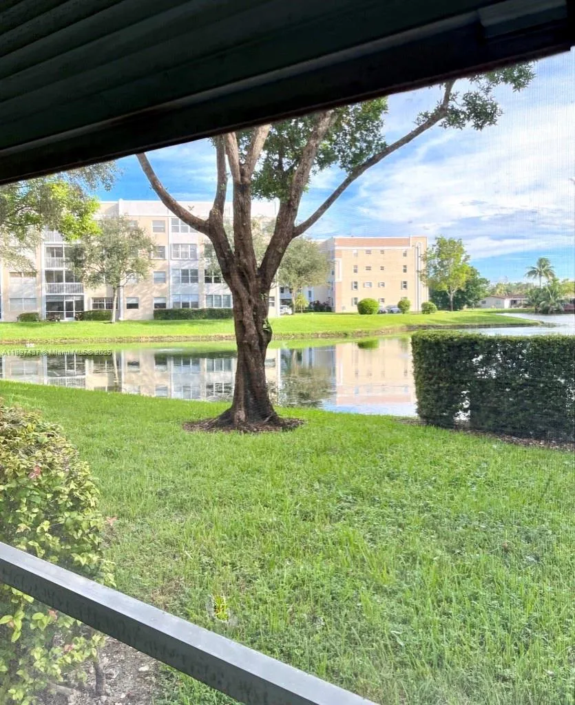 Sunrise, Florida 33322, United States, 2 Bedrooms Bedrooms, ,2 BathroomsBathrooms,Residential,Active,228644