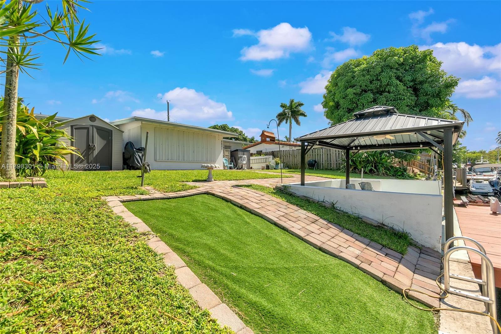 LAUDERDALE ISLES NO 2 - Residential