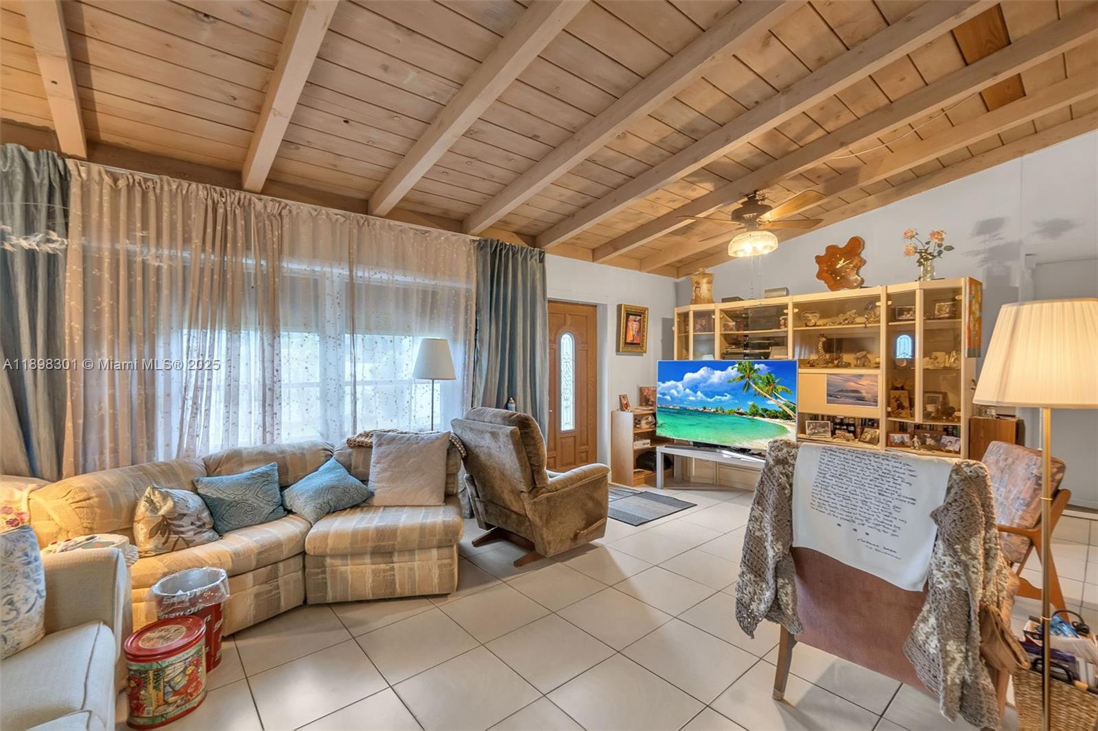 LAUDERDALE ISLES NO 2 - Residential