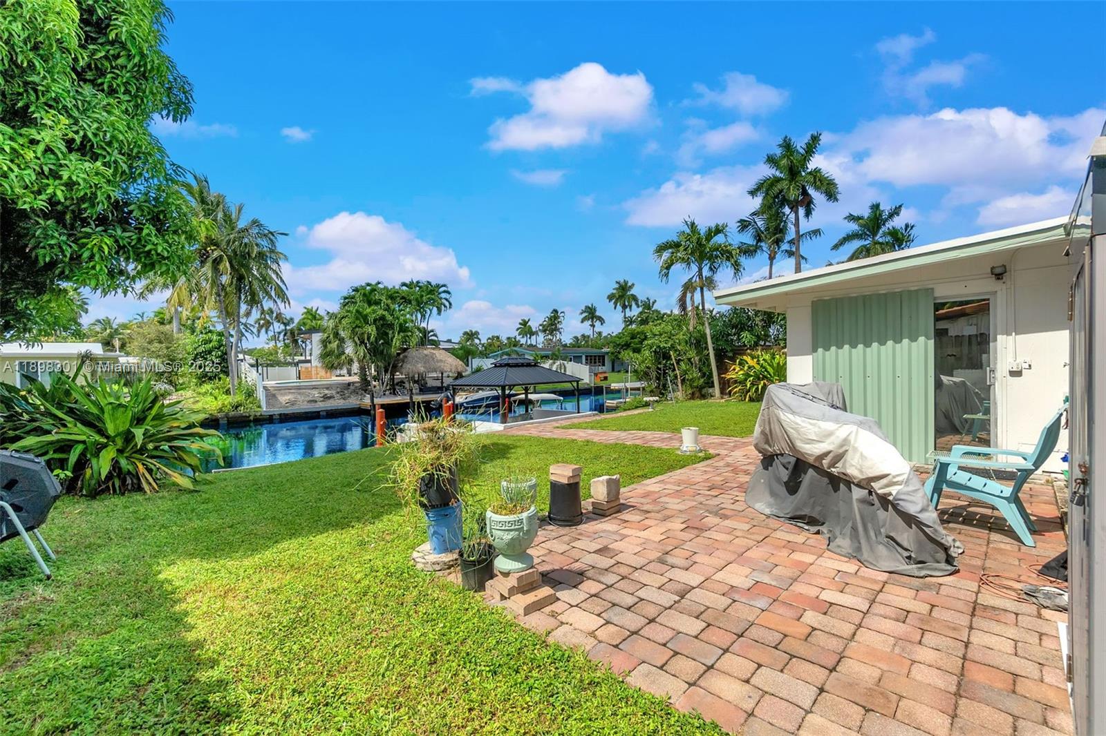 LAUDERDALE ISLES NO 2 - Residential