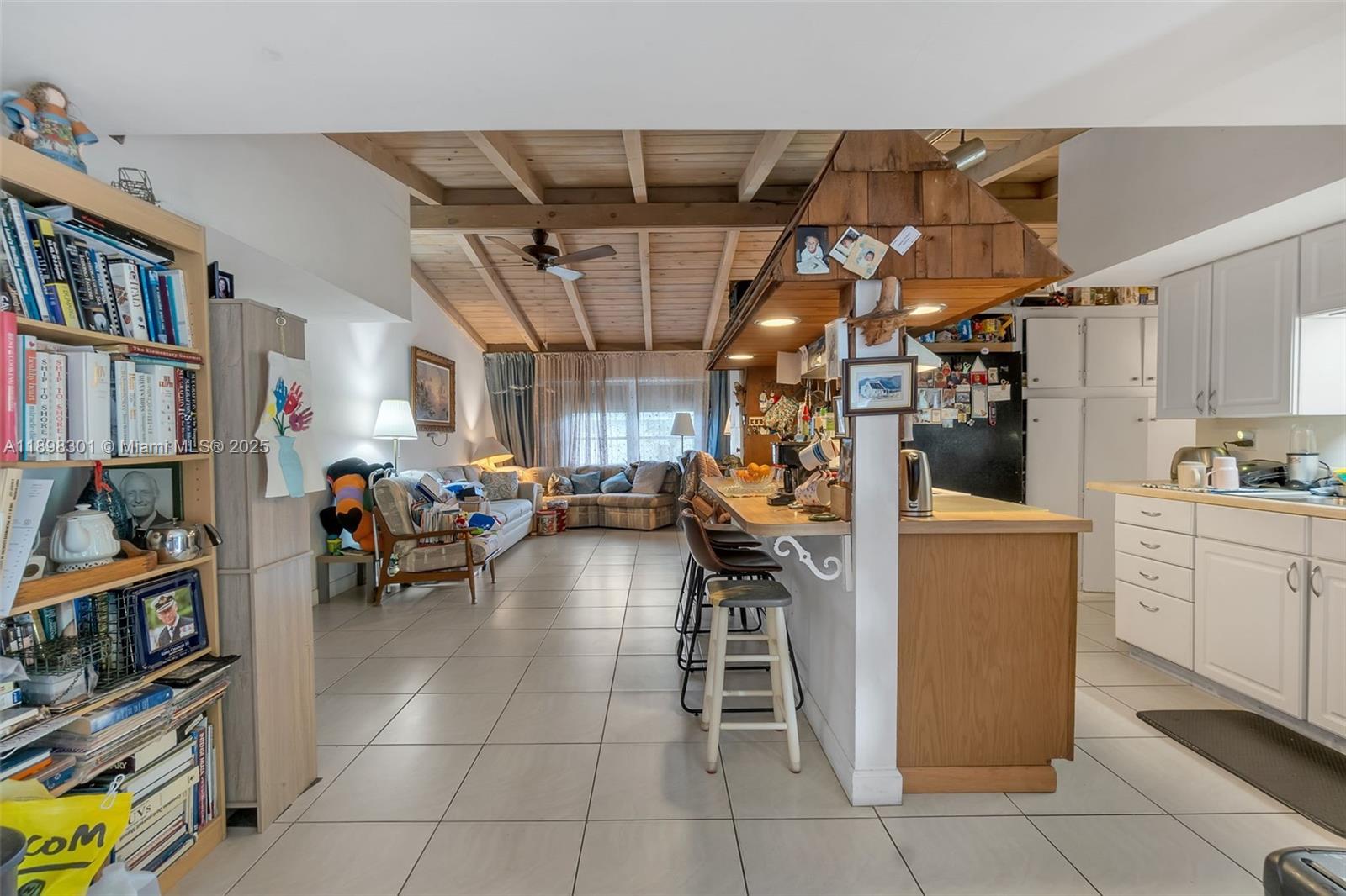 LAUDERDALE ISLES NO 2 - Residential