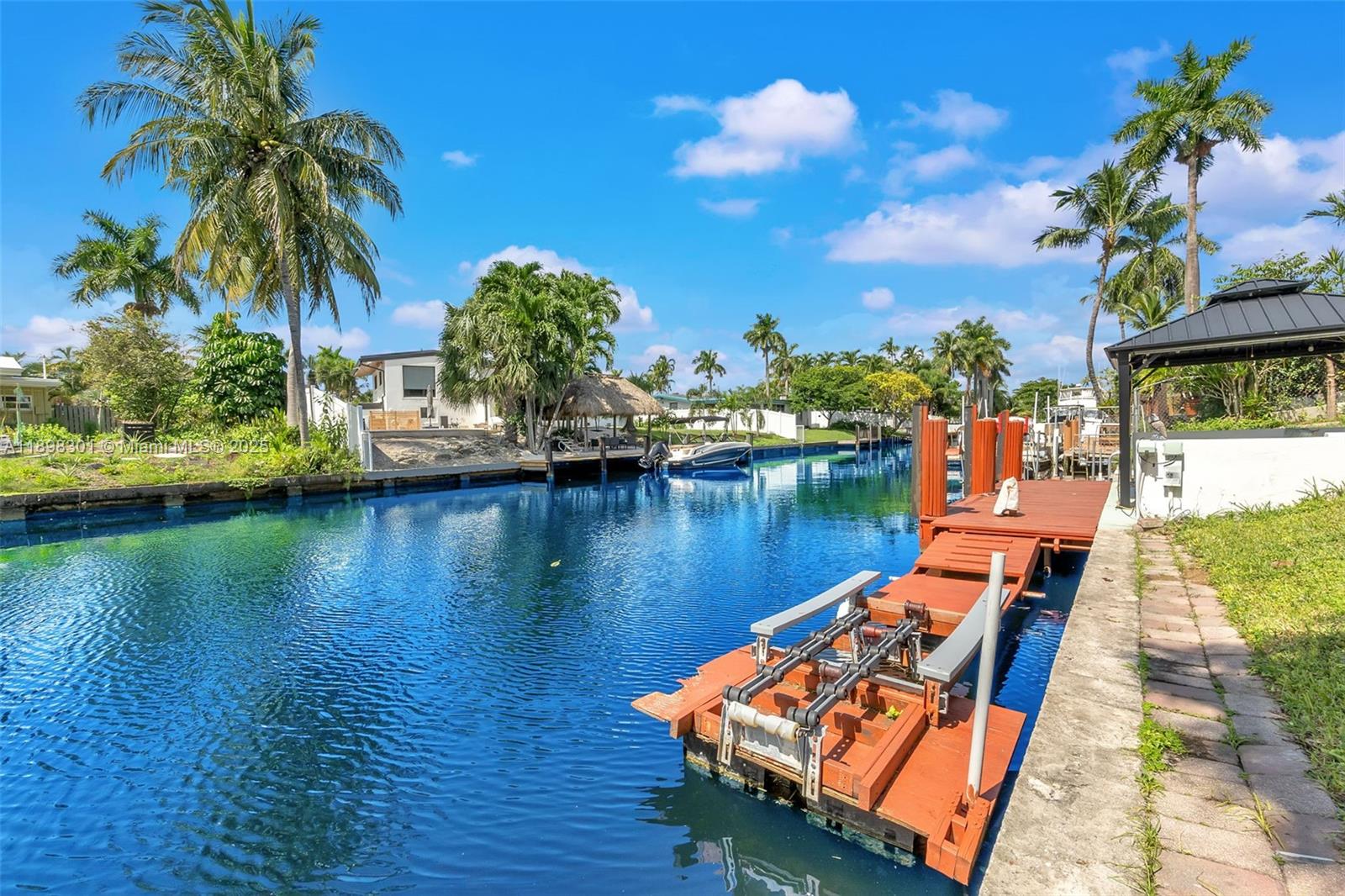 LAUDERDALE ISLES NO 2 - Residential