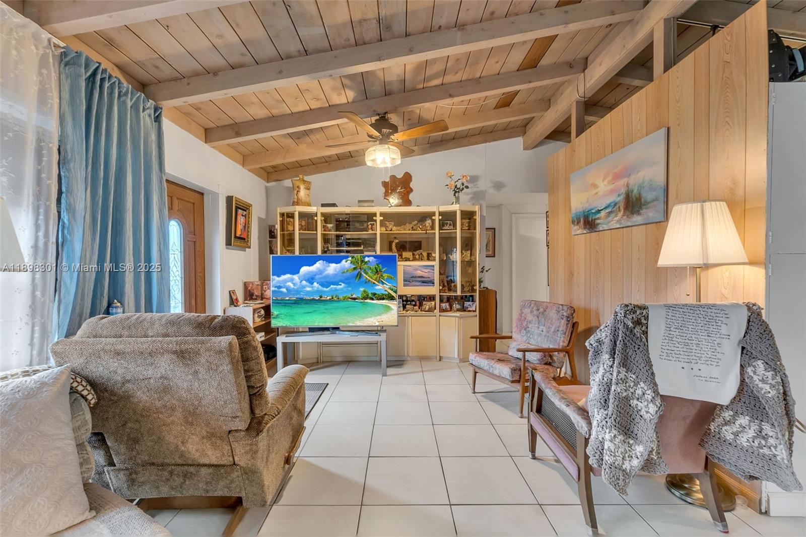 LAUDERDALE ISLES NO 2 - Residential