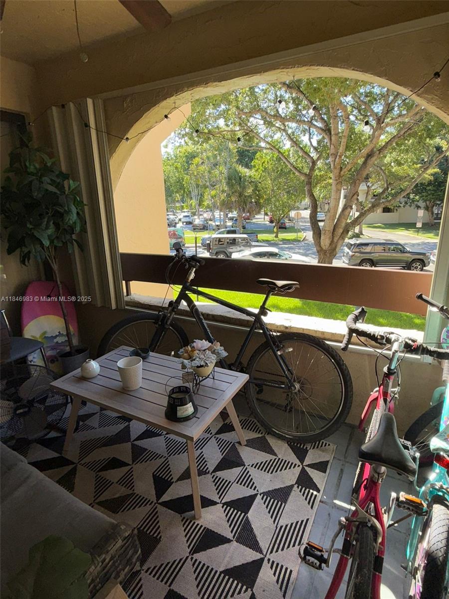 KENLAND POINTE CONDO #1 - Residential