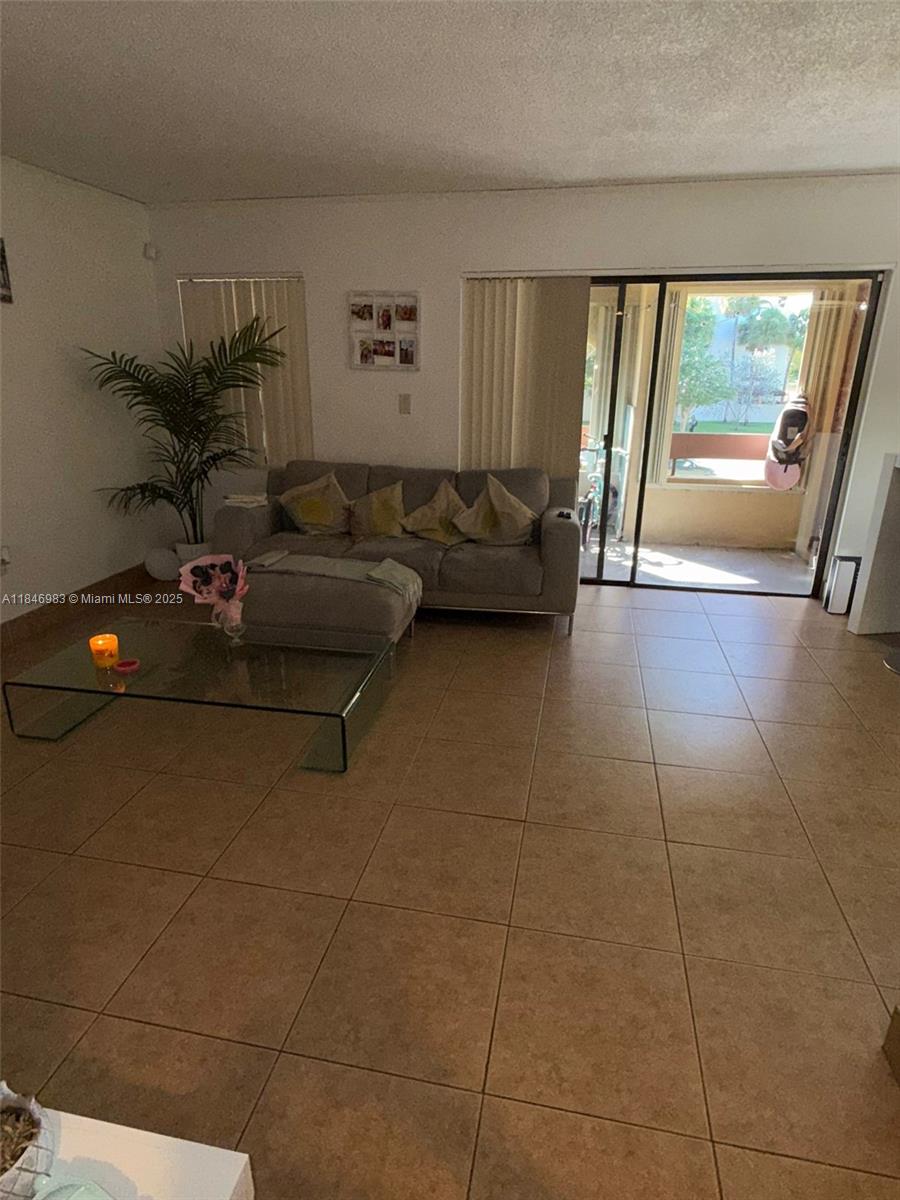 KENLAND POINTE CONDO #1 - Residential