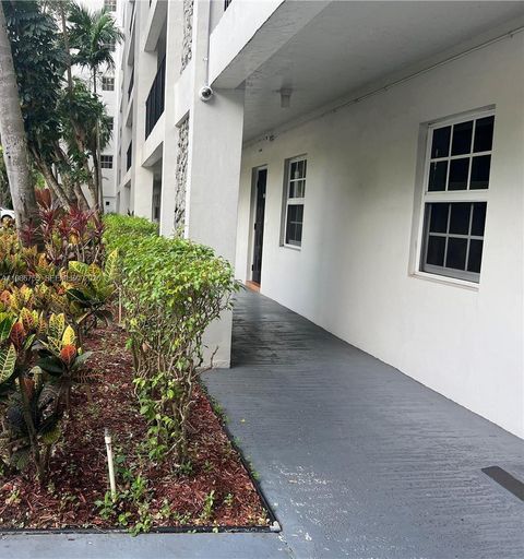 2900 N Course Dr 107 Pompano Beach FL 33069