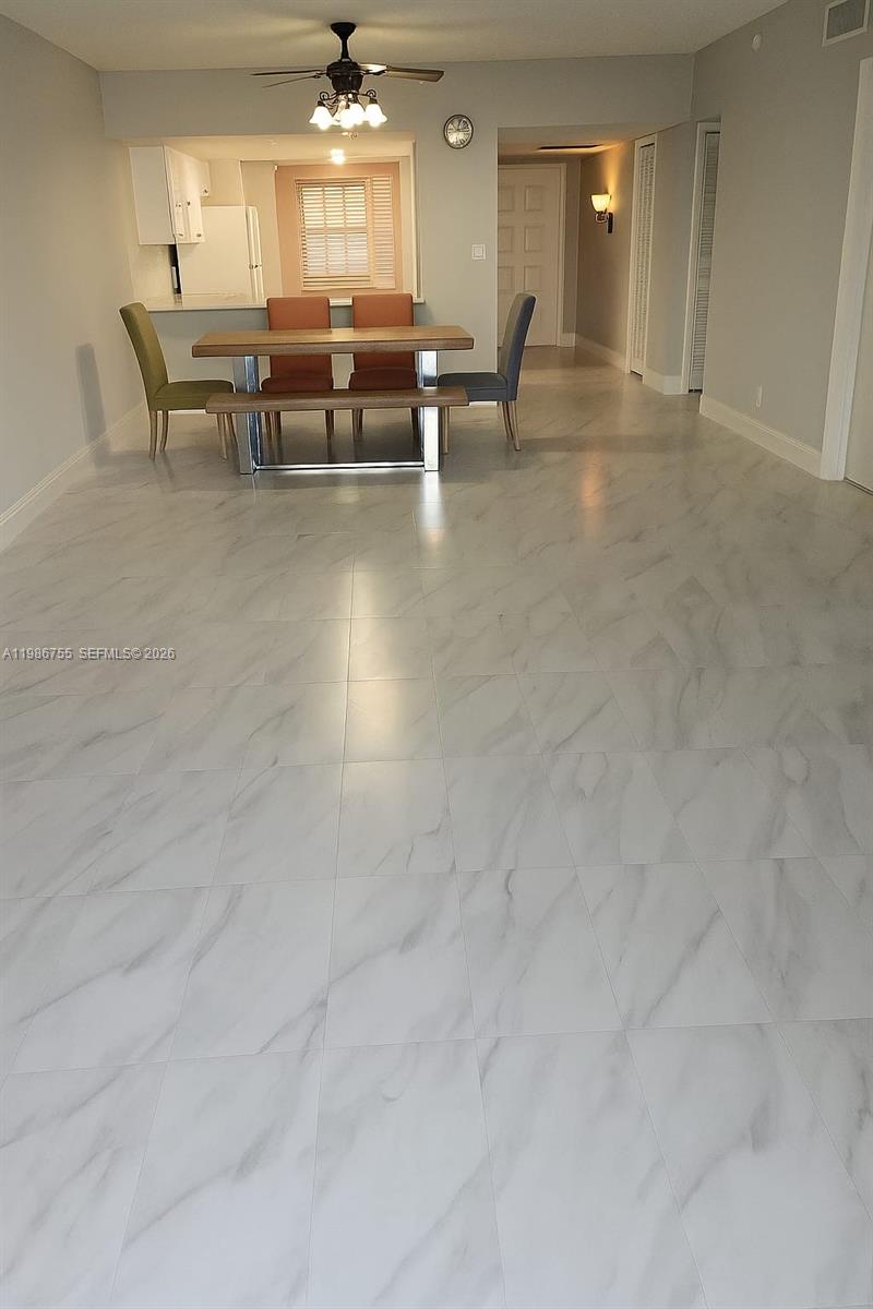 NO 53 PALM-AIRE COUNTRY C - Residential Lease