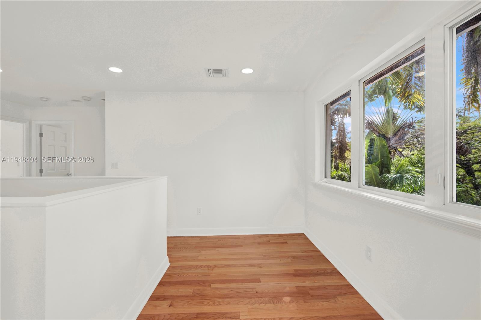 BRICKELL ESTATES - Residential