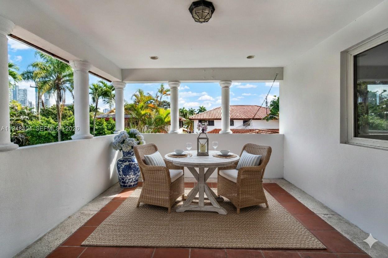 BRICKELL ESTATES - Residential