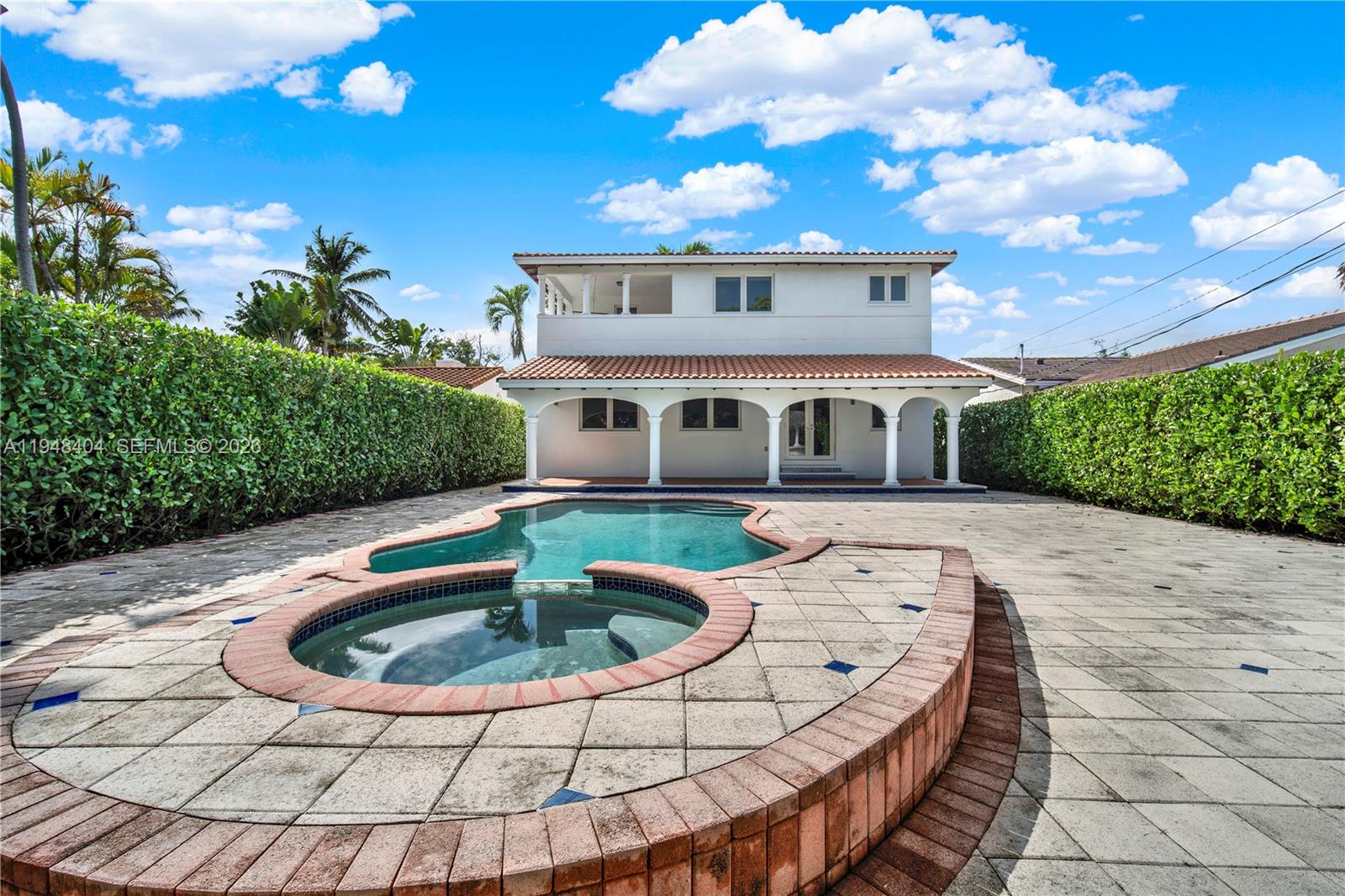 BRICKELL ESTATES - Residential