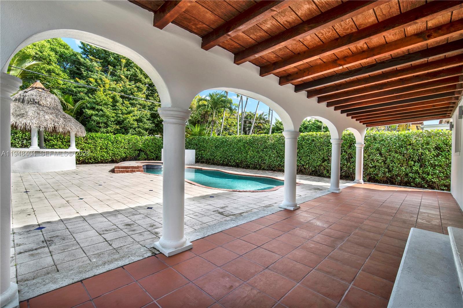 BRICKELL ESTATES - Residential