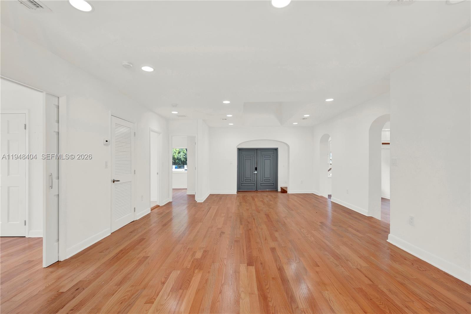 BRICKELL ESTATES - Residential