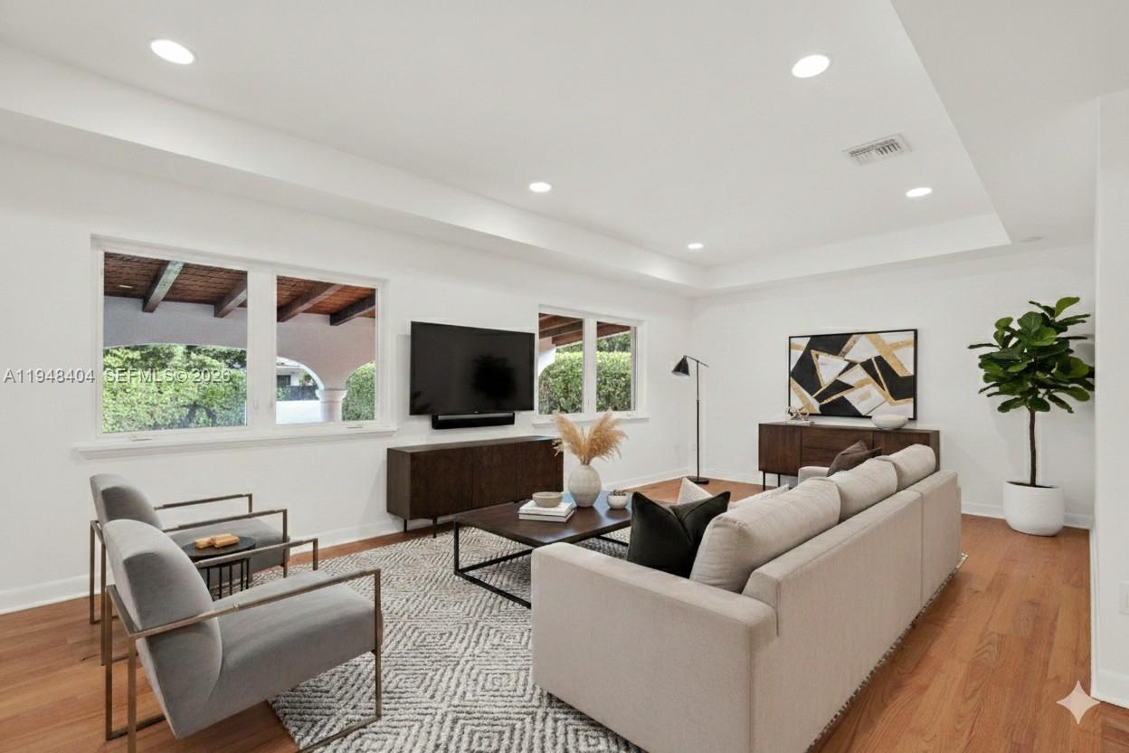 BRICKELL ESTATES - Residential