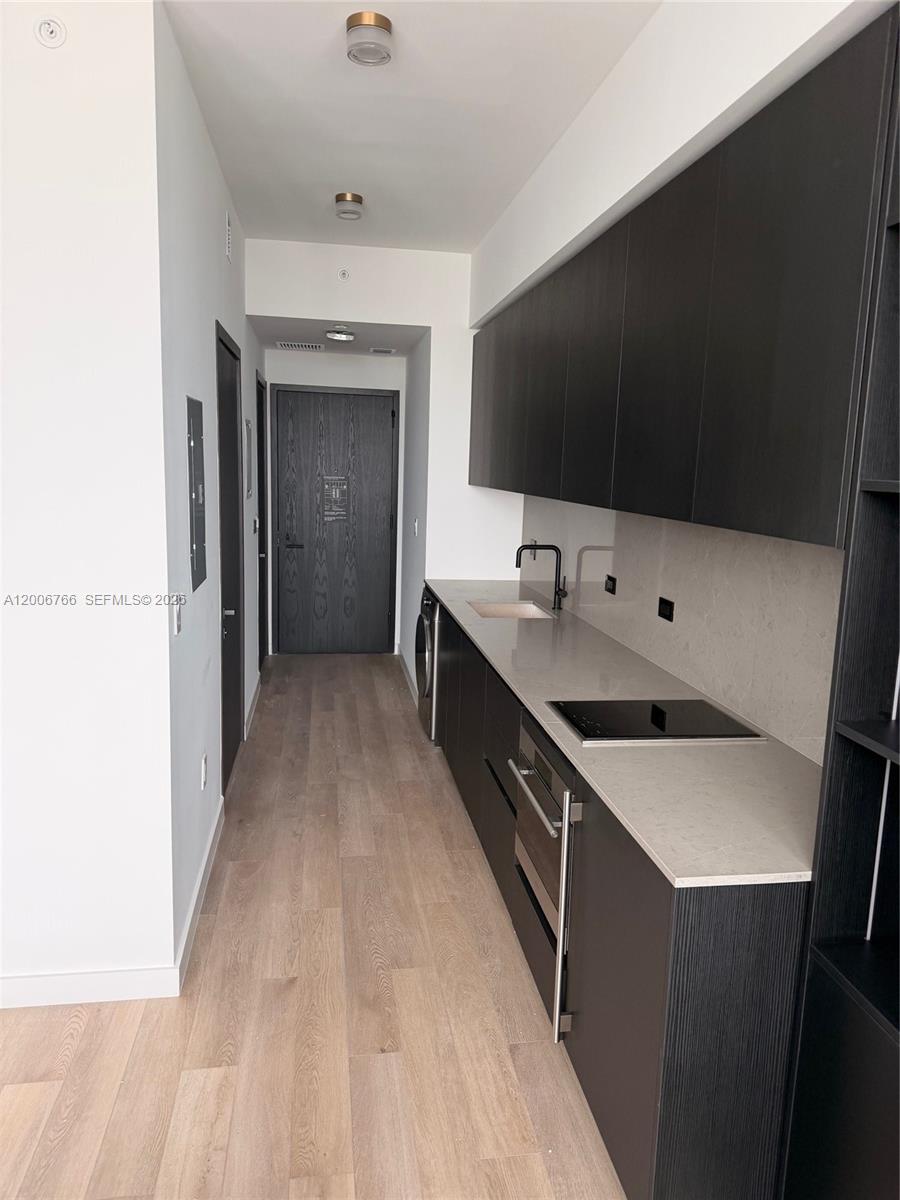 Eleven Hotal and Residence - Residential