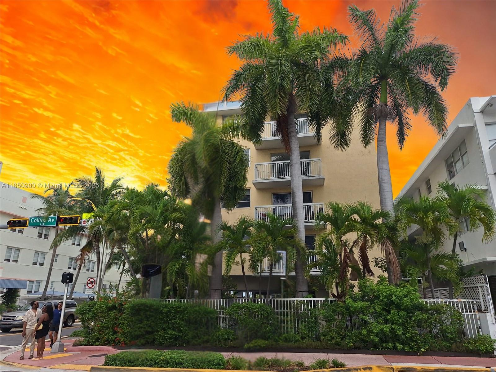 Peaceful and bright 1-bedroom/1-bathroom apartment only steps to the Beach! This spacious South Beach residence features an updated kitchen, tiled floors, spacious closets, central A/C, balcony and much more.
Available for 1 YEAR. Can be furnished. Approval: 2-3 days. Also available furnished at $2,300/month. Have a car? A gated space available for $200/month. Most pets considered with $200 refundable pet deposit. Best part of it all is that you can walk to cafés, beaches, and nightlife—it’s like being on vacation every day! Rapid move-in available.