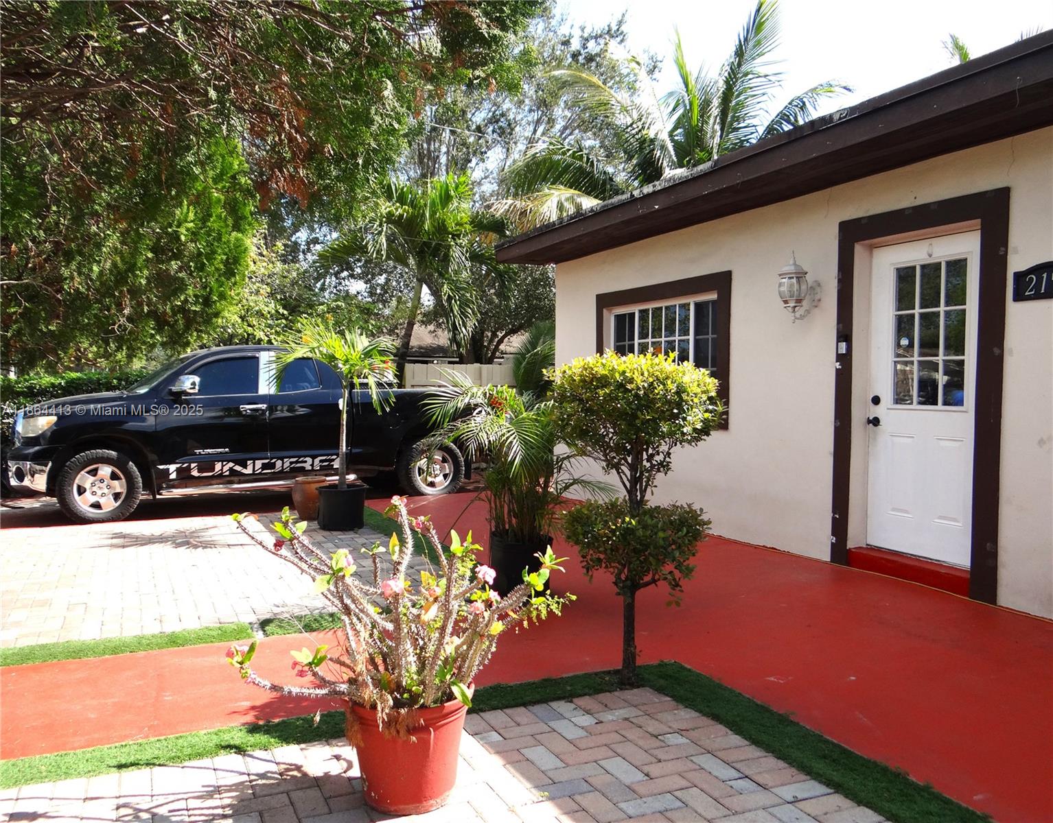 2158 NW 100th St