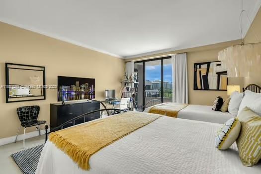 THE EMERALD BAY - Residential Lease