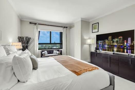 THE EMERALD BAY - Residential Lease