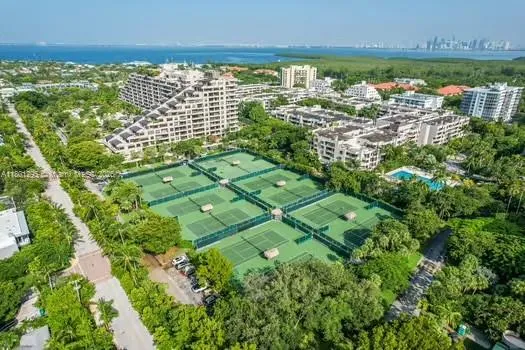 Key Biscayne, Florida 33149, United States, 4 Bedrooms Bedrooms, ,4 BathroomsBathrooms,Residential,Active,128229