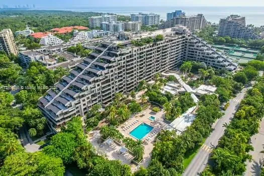 Key Biscayne, Florida 33149, United States, 4 Bedrooms Bedrooms, ,4 BathroomsBathrooms,Residential,Active,128229