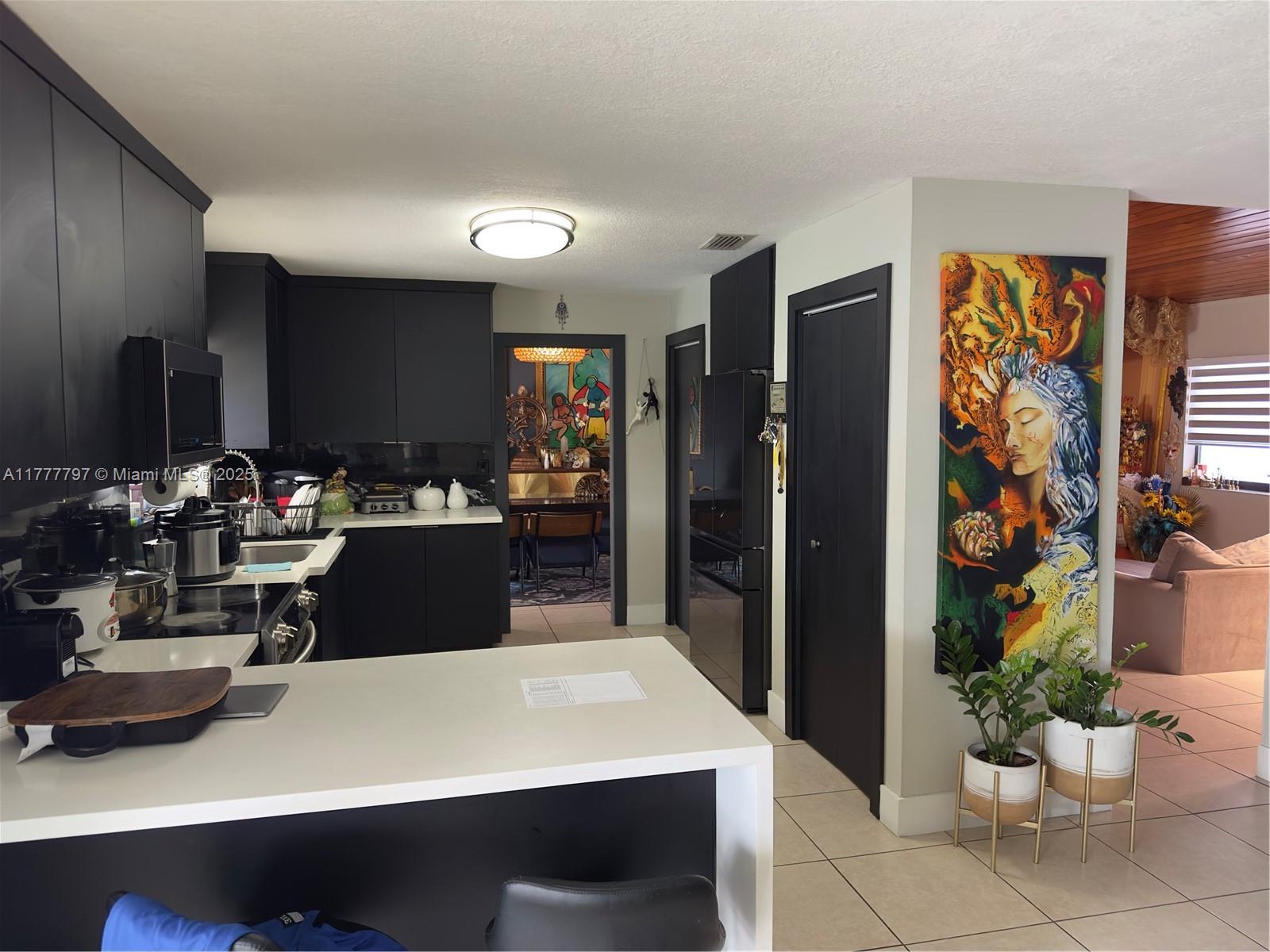 RAMAS OF KENDALL - Residential