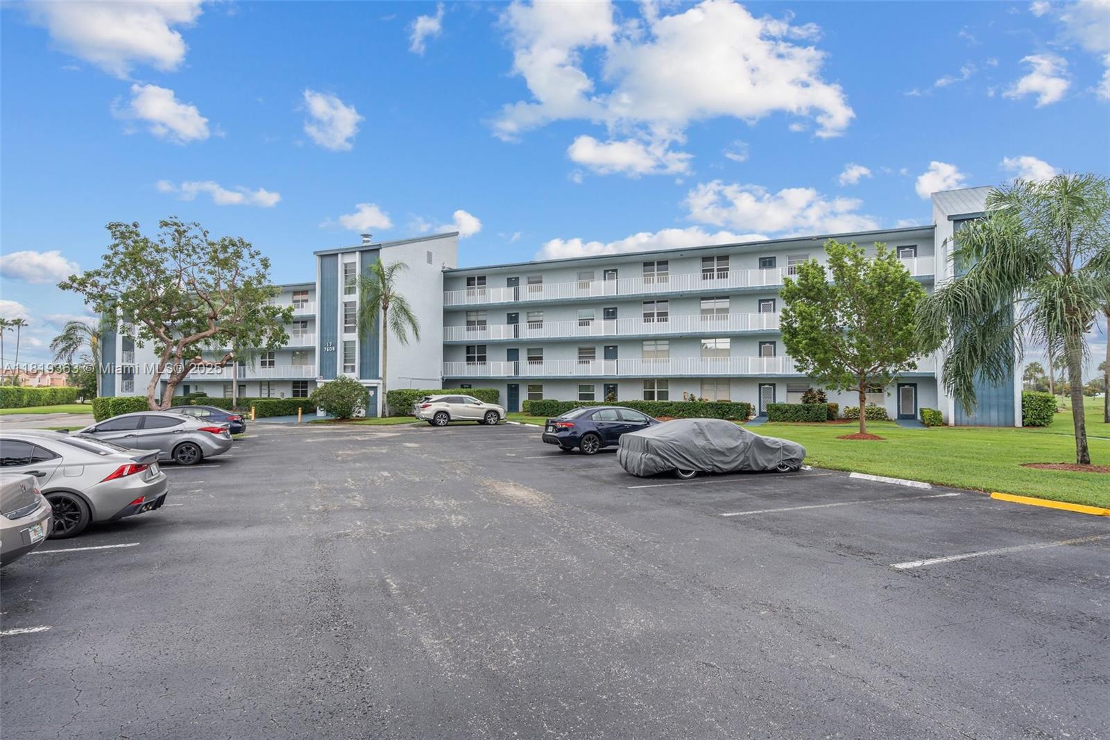 Property for Sale at 7608 Nw 18th St 405, Margate, Broward County, Florida - Bedrooms: 2 
Bathrooms: 2  - $174,900