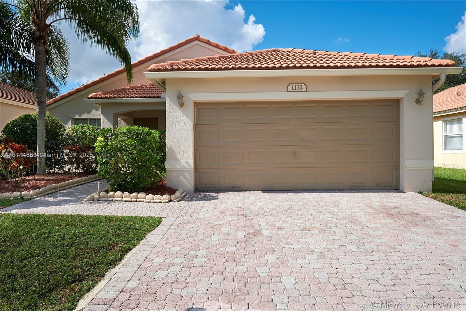 Rental Property at 1132 Nw 143rd Ave 1132, Pembroke Pines, Miami-Dade County, Florida - Bedrooms: 4 
Bathrooms: 3  - $4,500 MO.