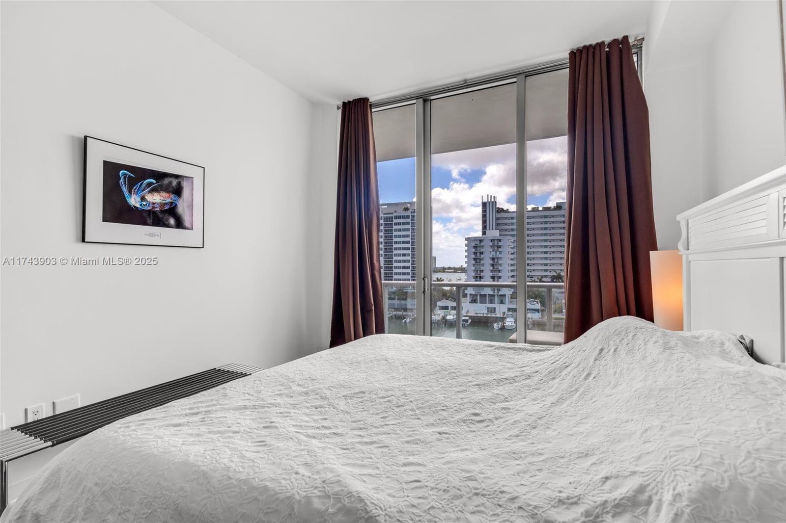 ELOQUENCE ON THE BAY COND - Residential