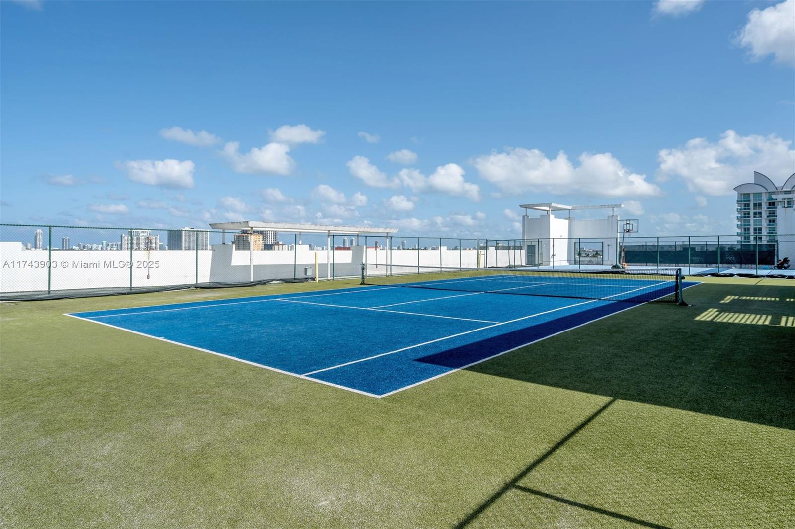 ELOQUENCE ON THE BAY COND - Residential